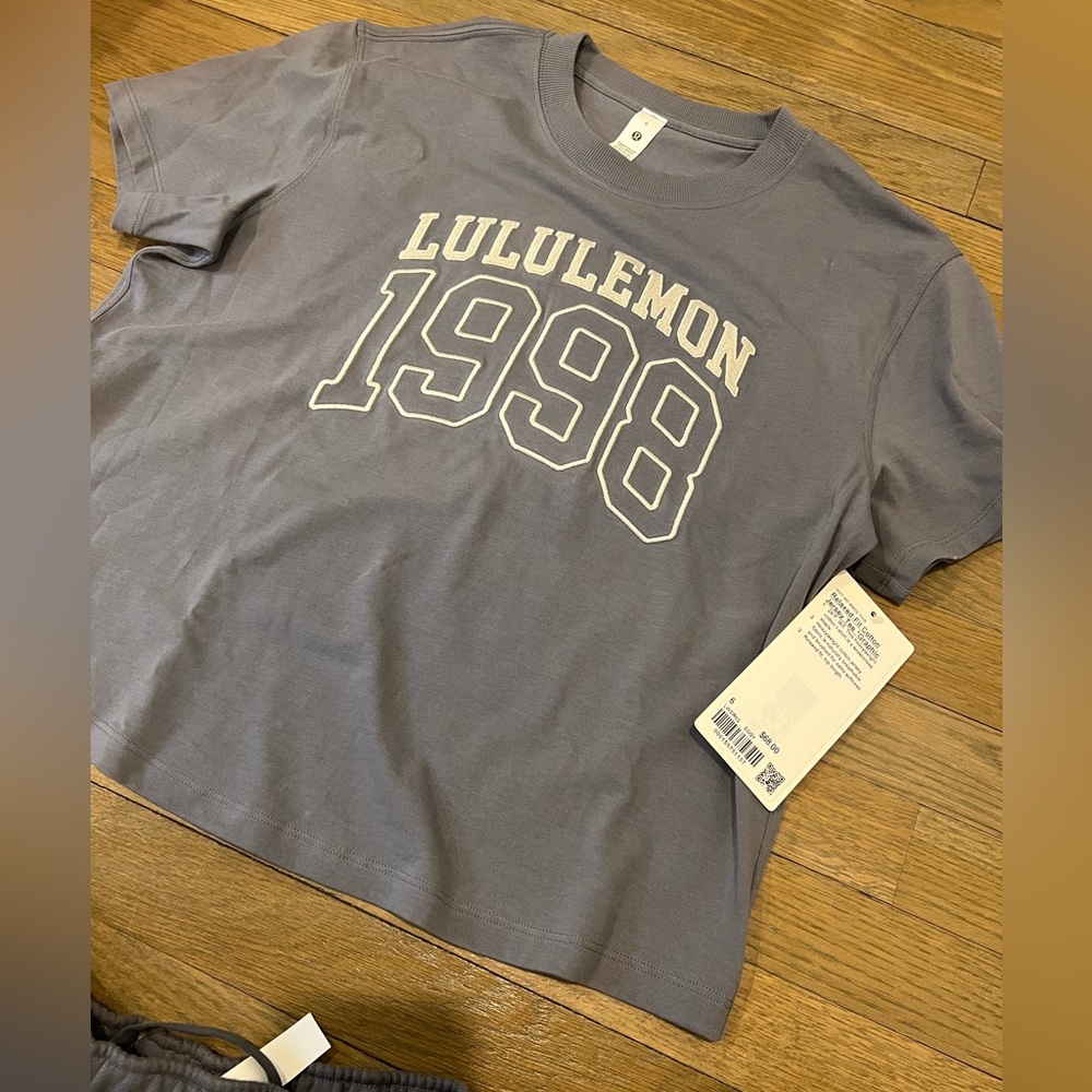 lululemon athletica Short Sleeve Tee in Dusty Purple with White Logo